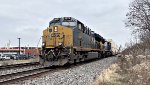 CSX 3279 leads I137.